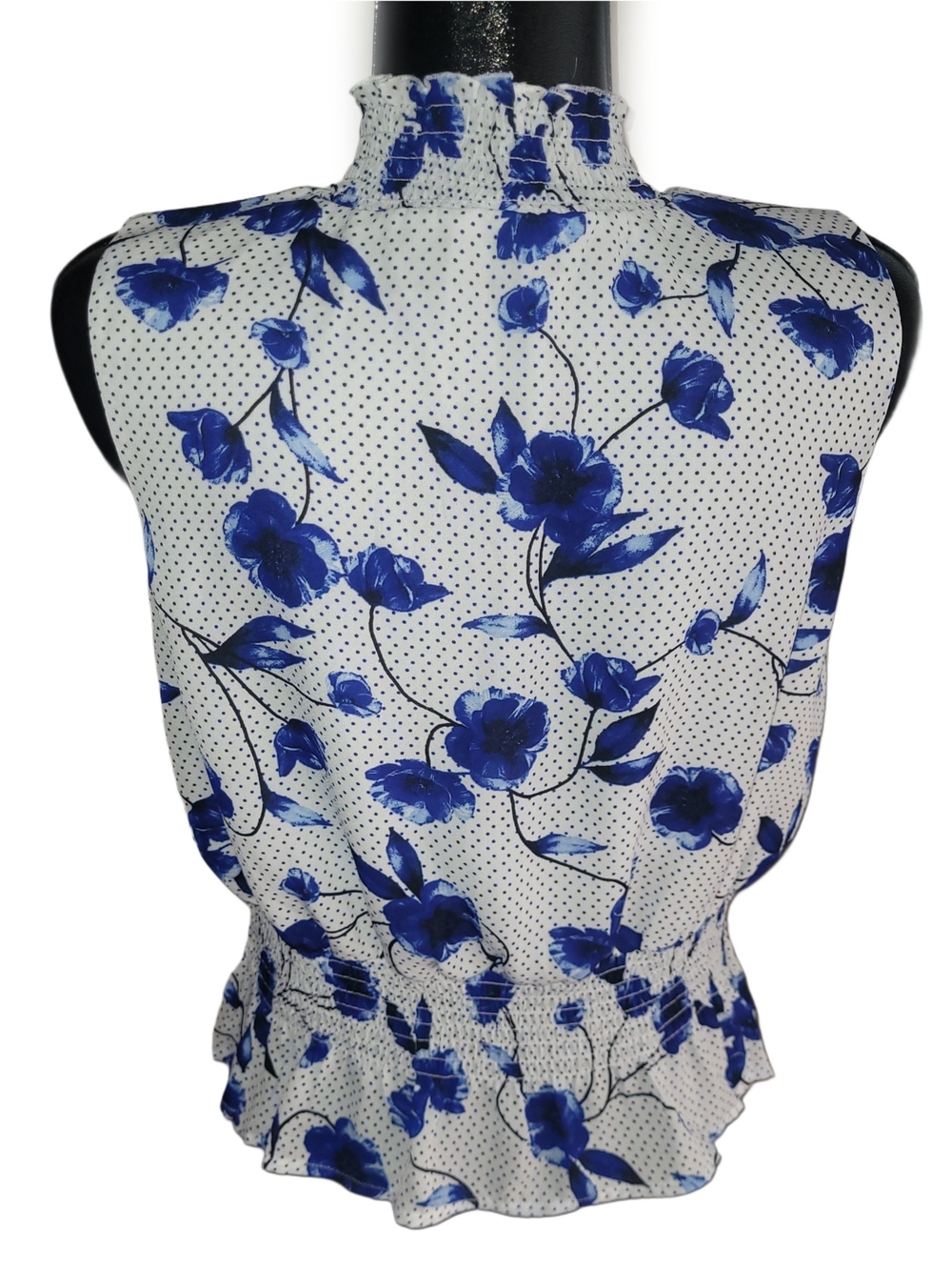 Suzy Shier Sleeveless White & Blue Floral Smocked Neck Peplum Top - Picture 5 of 6